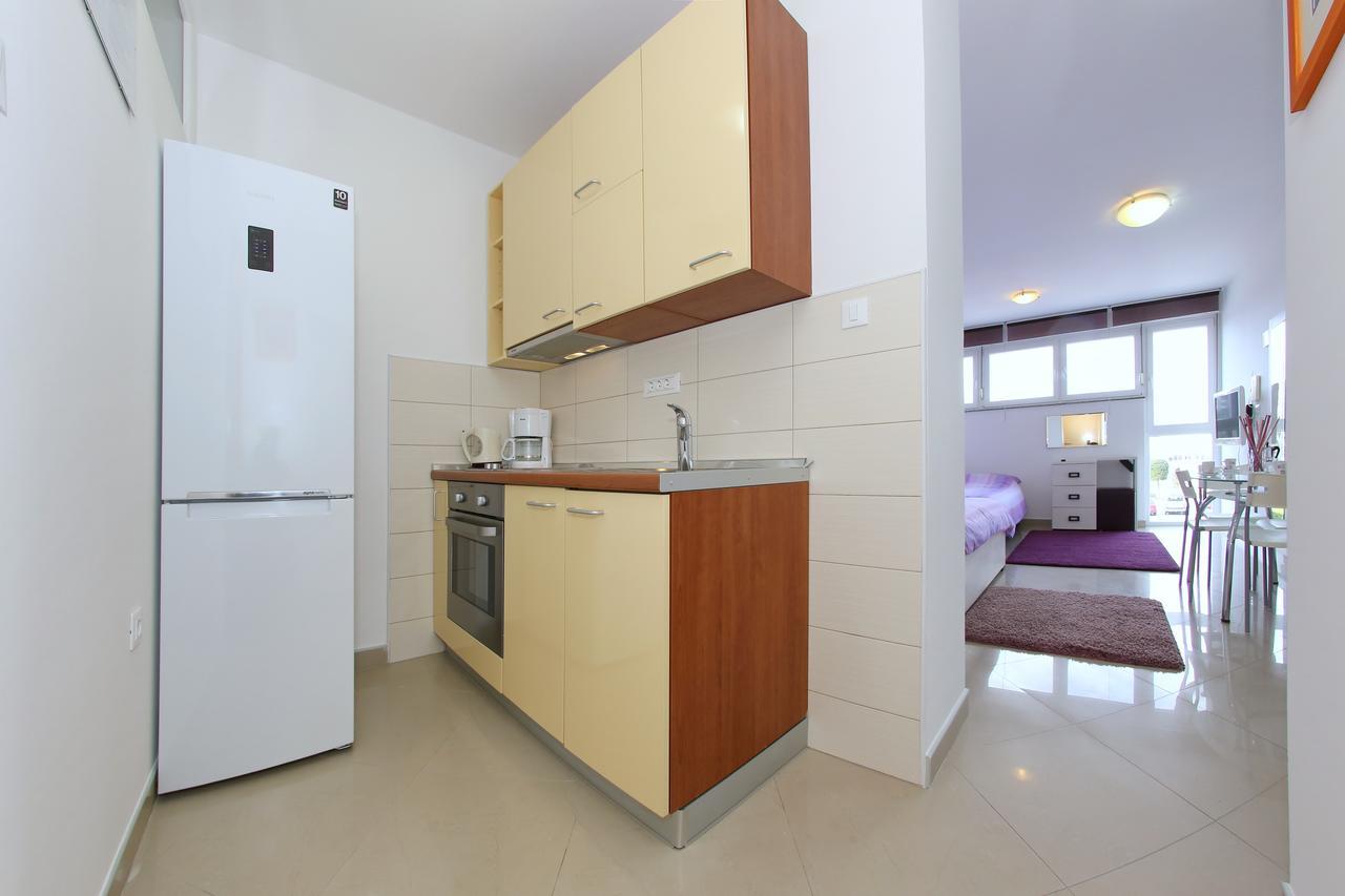 Town Center Apartments ซาดาร์ ภายนอก รูปภาพ