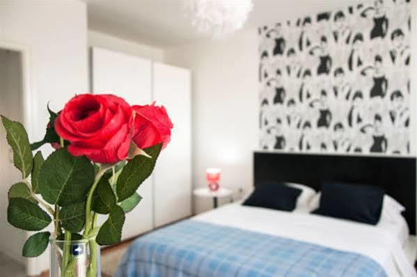 Town Center Apartments ซาดาร์ ภายนอก รูปภาพ